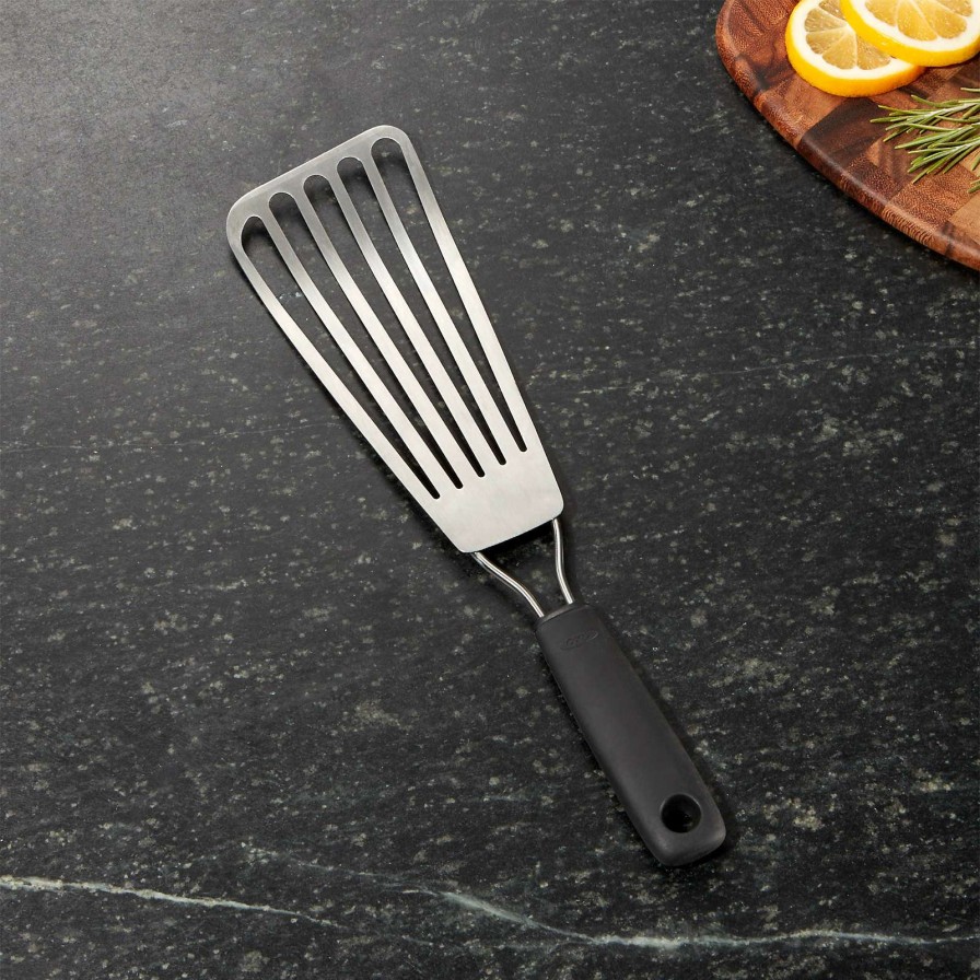 Kitchen Tools & Accessories * | Online Oxo Fish Spatula